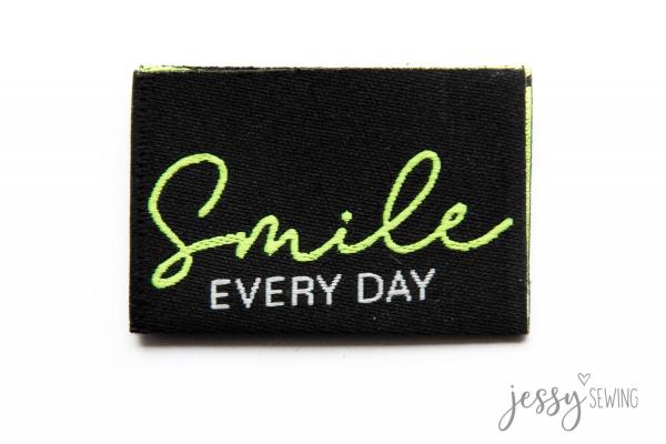 Weblabel Smile Every Day schwarz by Jessy Sewing